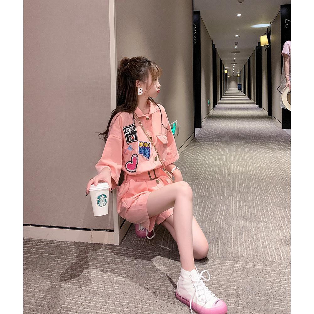 ❁۩❇Jumpsuit nữ 2021 chiên đường phố mùa hè mới retro phong cách Hồng Kông lỏng lẻo Hàn Quốc eo cao quần short nhỏ