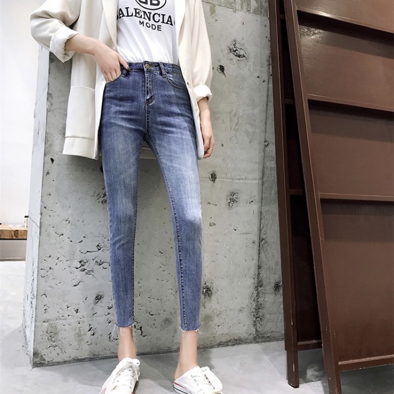 Quần jean 9 tấc bigsize trơn lai tua (ảnh trải sàn)