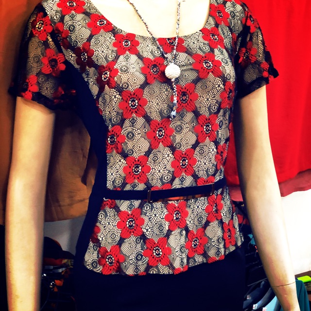 Đầm peplum thiết kế