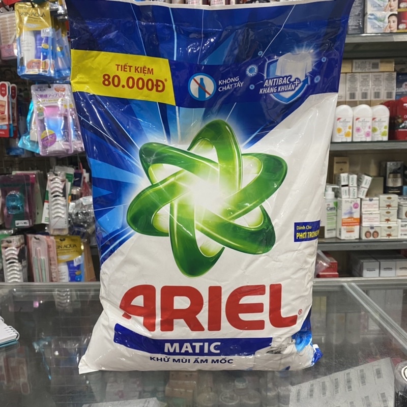 Bột giặt Ariel khử mùi ẩm mốc 5kg