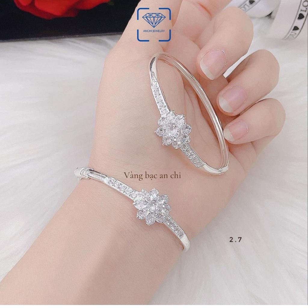 Bộ trang sức nữ bạc ý 925 đính đá hình hoa tuyết gồm: Dây chuyền - Lắc tay - Nhẫn và Bông tai. Anchi jewelry.