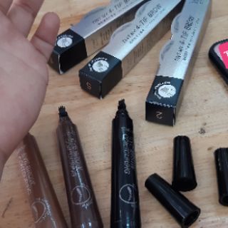 Chì kẻ chân mày phẩy sợi 4D thần thánh