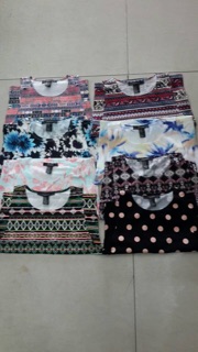 Áo croptop sát nách hiệu Forever21