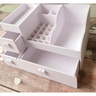 Kệ mỹ phẩm max 35cm màu trắng full ô son