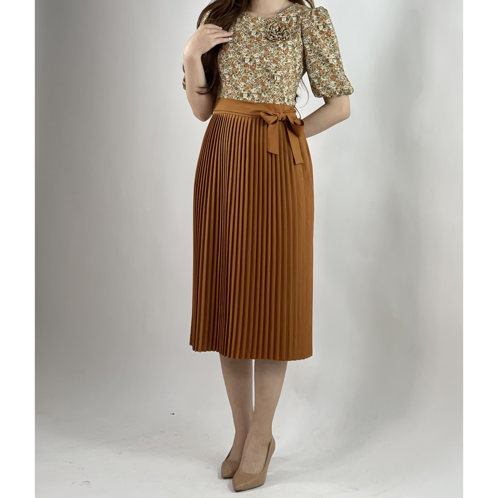 Đầm công sở liền thân kèm chân váy xếp ly cao cấp Emvy-K36 (Mua 1 được 2 ) | BigBuy360 - bigbuy360.vn