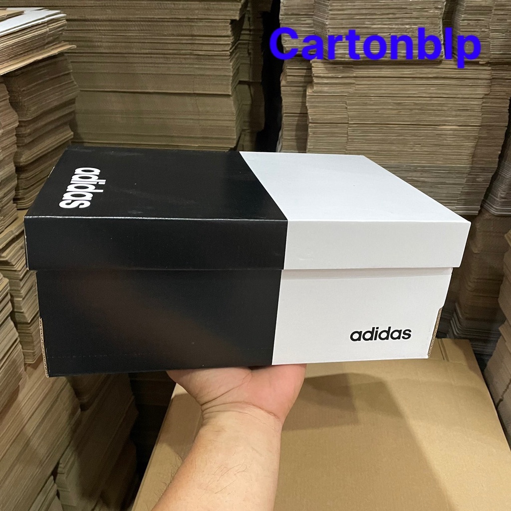 HỘP GIÀY ADIDAS CHÍNH HÃNG SIZE 32X22X12CM NHIỀU MÀU