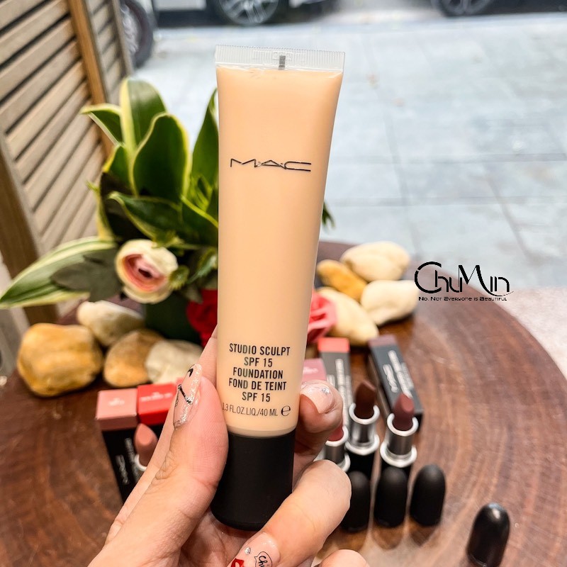 Kem Nền Cấp Ẩm Che Phủ Hoàn Hảo MAC Studio Sculpt Spf15 Foundation 40ml