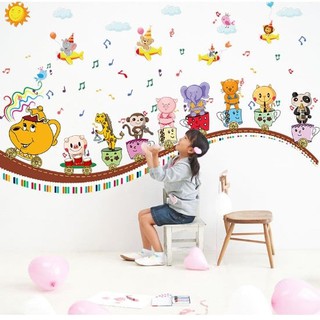 Decal dán tường mẫu đàn thú vui vẻ
