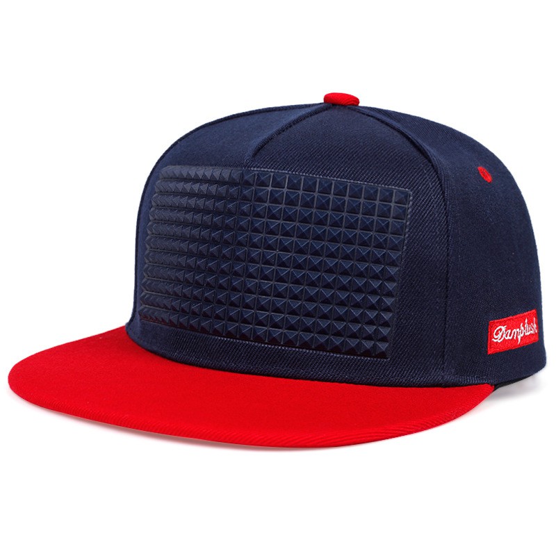 Nón snapback mặt đinh thời trang 2021