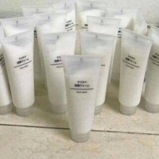 Sữa rửa mặt muji 120g