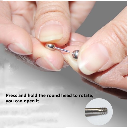 Khuyên tai bằng thép titan thiết kế hình quả tạ phong cách Hàn Quốc thời trang T423