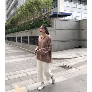 ÁO SWEATER BASIC CỔ XẺ V