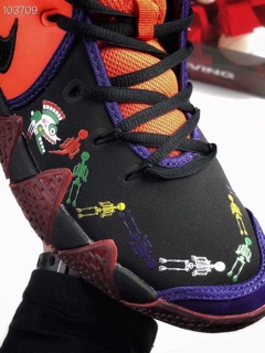 Kyrie 4 Day of the death <3 full box