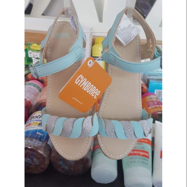 Giày sandal bé gái