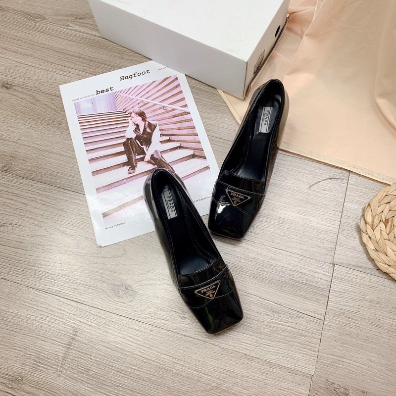 Giày mũi vuông Prada sang chảnh gót 7cm trẻ trung sành điệu