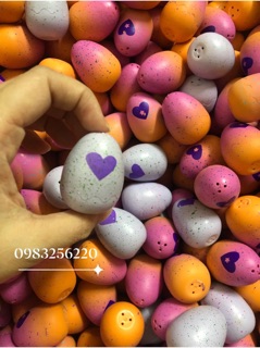 Trứng nhựa có sẵn