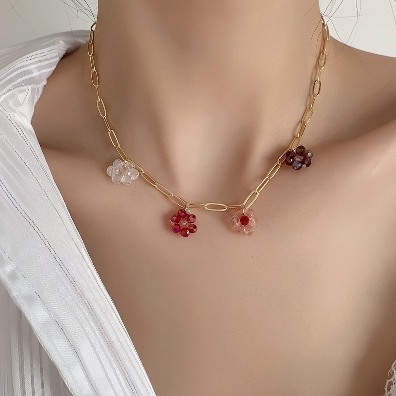 Vòng cổ bện dây mặt hoa đính đá nhiều màu sắc