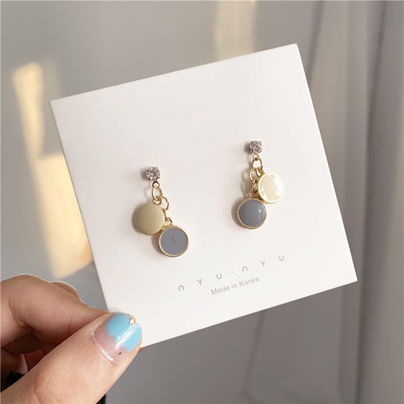 Khuyên Tai Nữ Hình Tròn Phong Cách Hàn Quốc A700