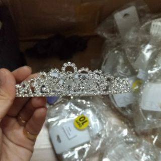 Cài tóc vươn miện