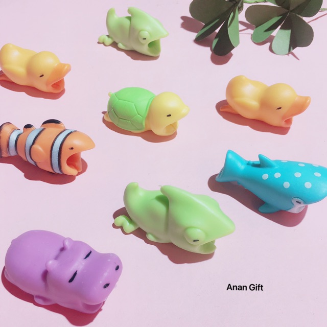 🐬🐠🐋 PHỤ KIỆN ngậm đầu sạc điện thoại siu Kute.😘