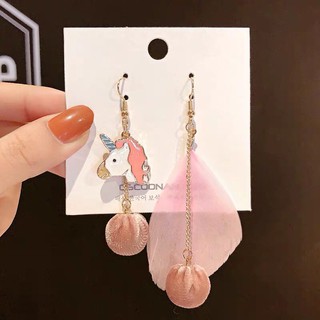 Ghost Horse Elf Retro Unicorn Tính cách sáng tạo Bất đối xứng Tóc Bông tai Stud