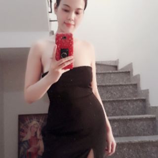 body cúp ngực xẻ đùi