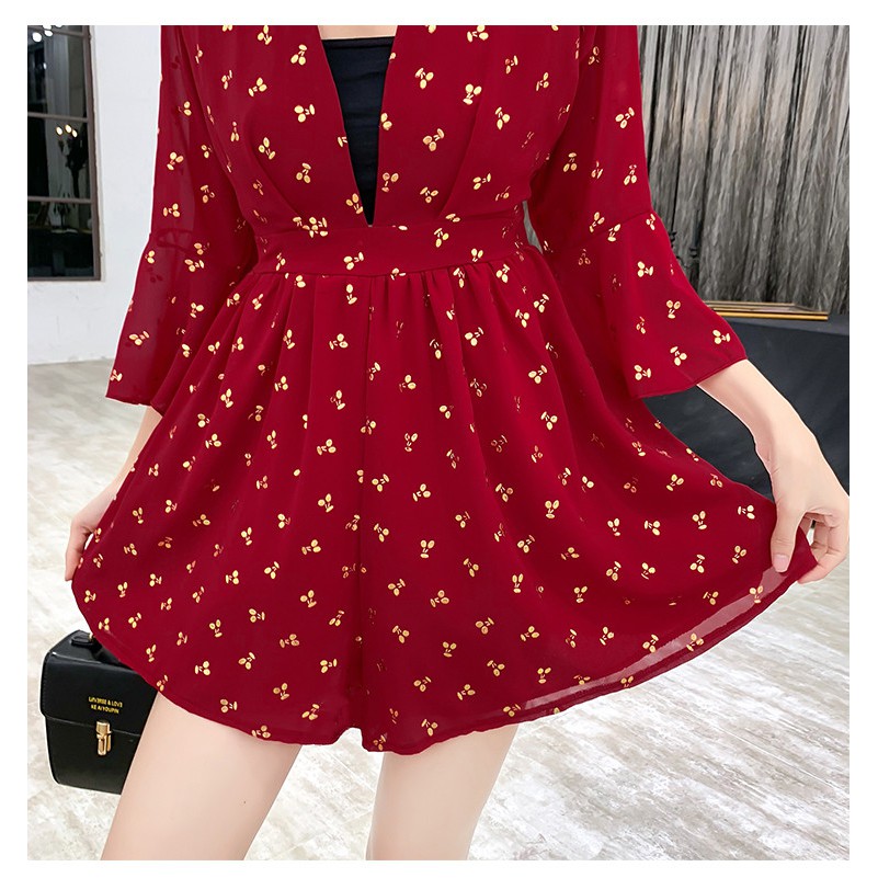 Jumpsuit Ngắn Cổ Chữ V In Hoa Gợi Cảm Cho Nữ