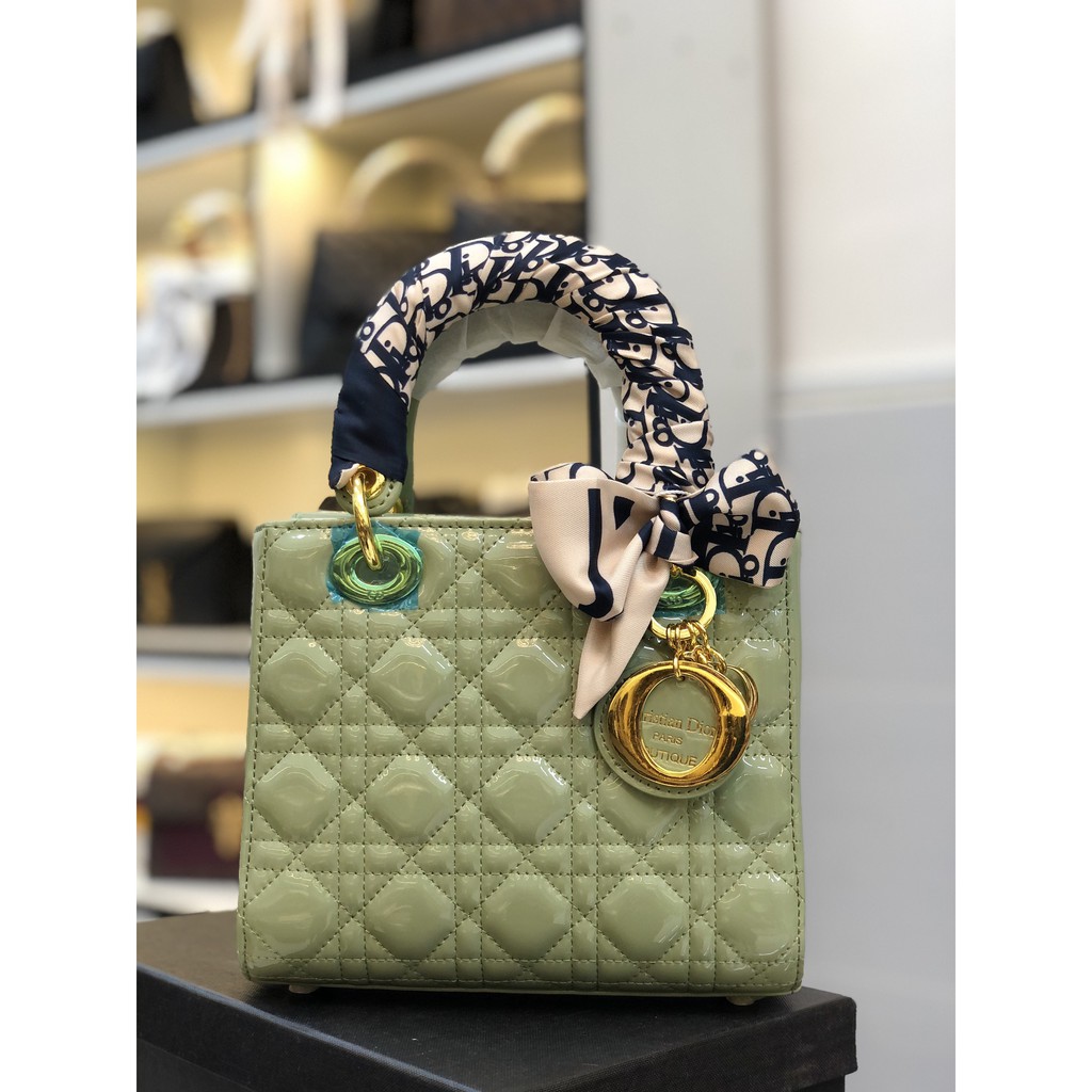 Túi Xách super màu xanh lá thanh lịch (ảnh thật). Ảnh chụp thật tại shop phát hiện copy đền 1000 lần