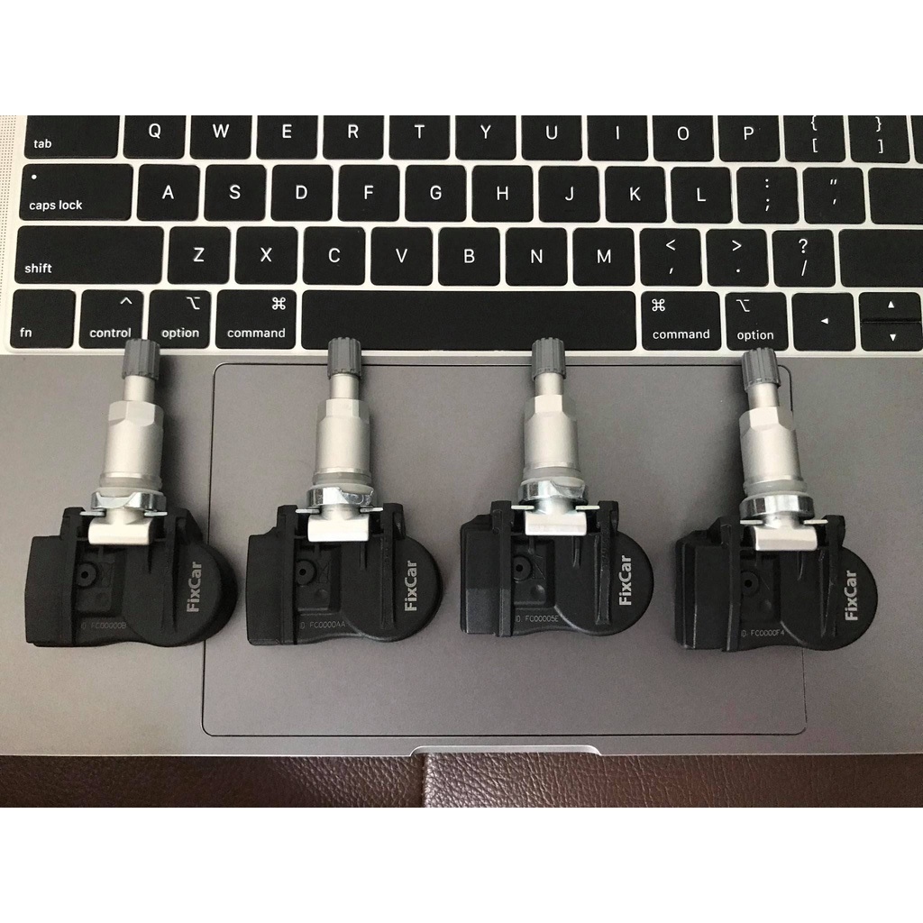 Cảm biến áp suất lốp tích hợp màn hình taplo zin Mazda Cx5 2018 - 2021