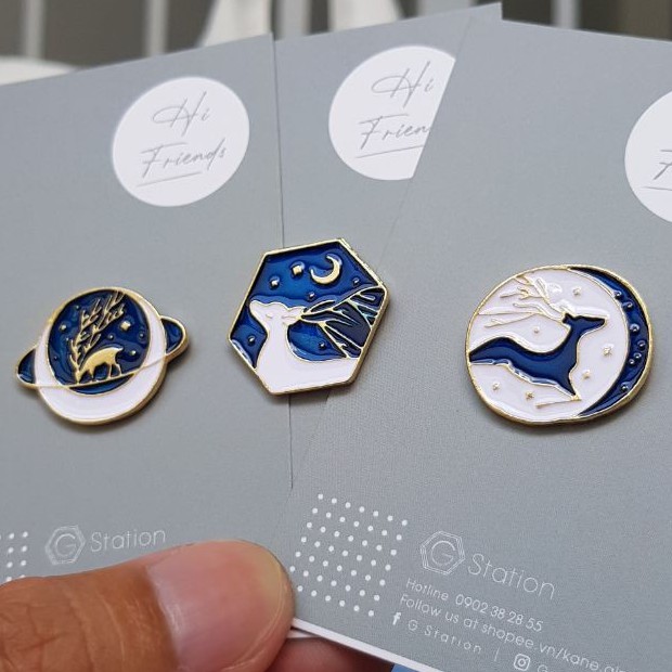 Pin cài áo hươu và những vì sao - GC432