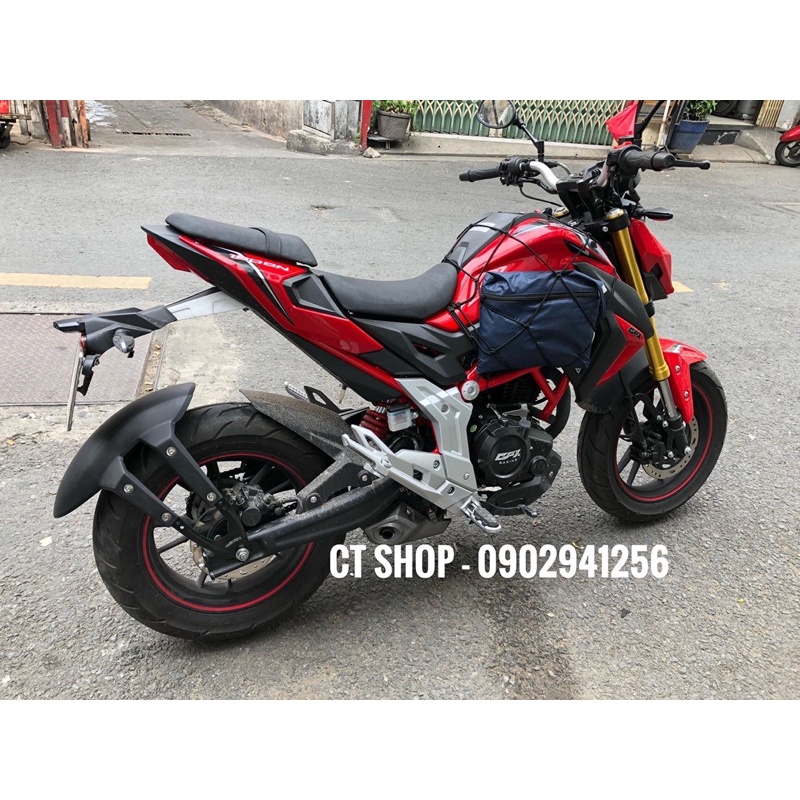 DÈ CHẮN BÙN 2 TAY NHỰA ABS DẺO