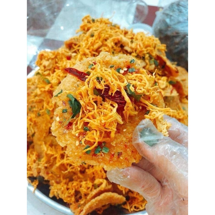 200Gr CƠM CHÁY CHIÊN MẮM TỎI LẮC KHÔ GÀ LÁ CHANH CAY