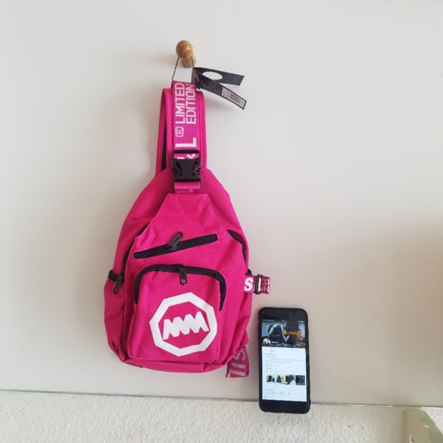 Túi đeo chéo dạ quang nữ