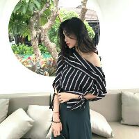 Áo kẻ lệch vai