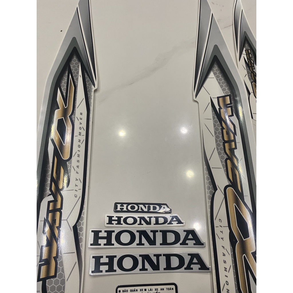 Nguyên bộ tem rời 3 lớp zin thái dán xe máy Honda Wave alpha 2017 màu trắng