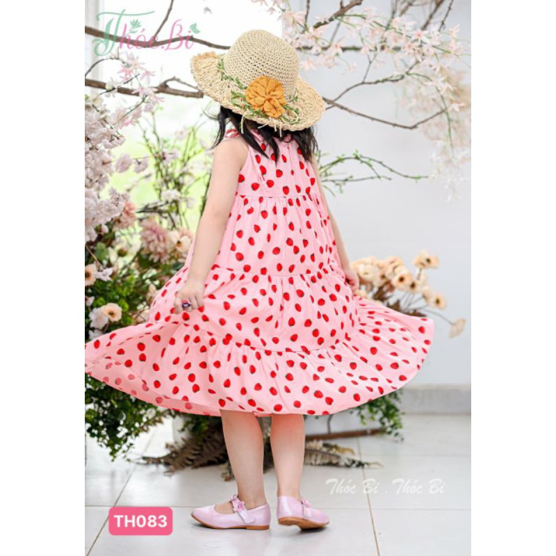 Đầm maxi bé gái hàng thiết kế họa tiết trái  dâu 🍓 Vải lụa đũi mềm mát ♥️Size 1-10Y♥️ Kèm quà tặng xinh xắn cho bé