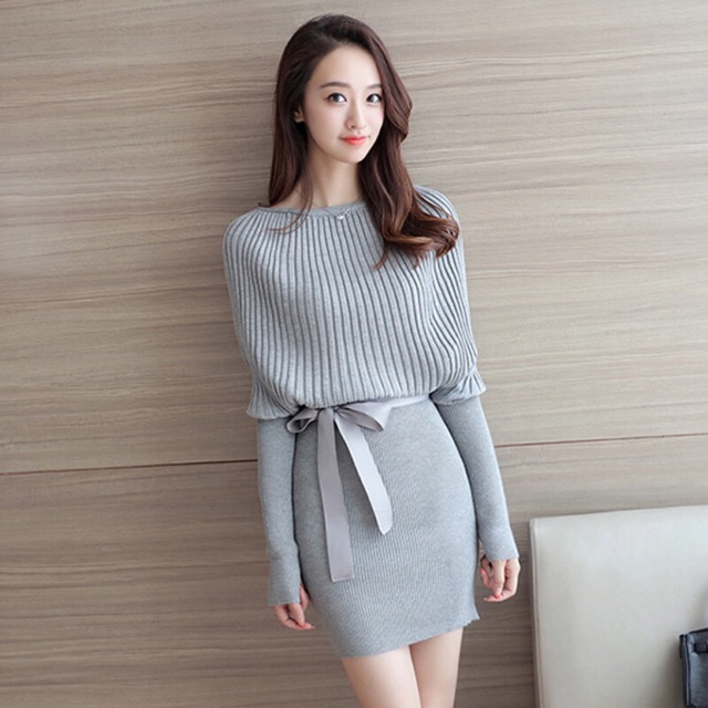 Váy len ôm phần thân cánh dơi chất mềm mịn đẹp ( coi kĩ ảnh thật phía cuối )