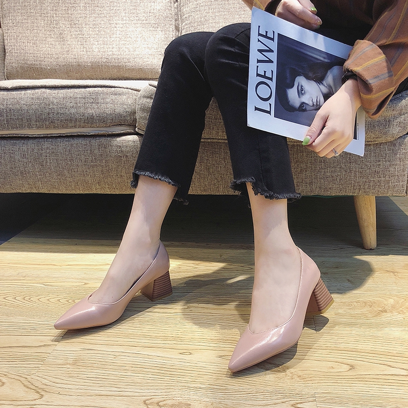 Giày cao gót bít mũi phong cách vintage thời trang dành cho nữ