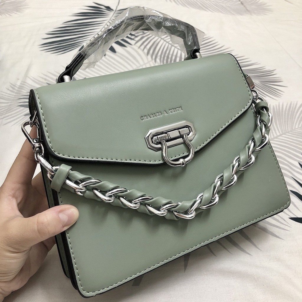 Túi xách đeo chéo nữ Charles & Keith SIZE 21 hàng cao cấp