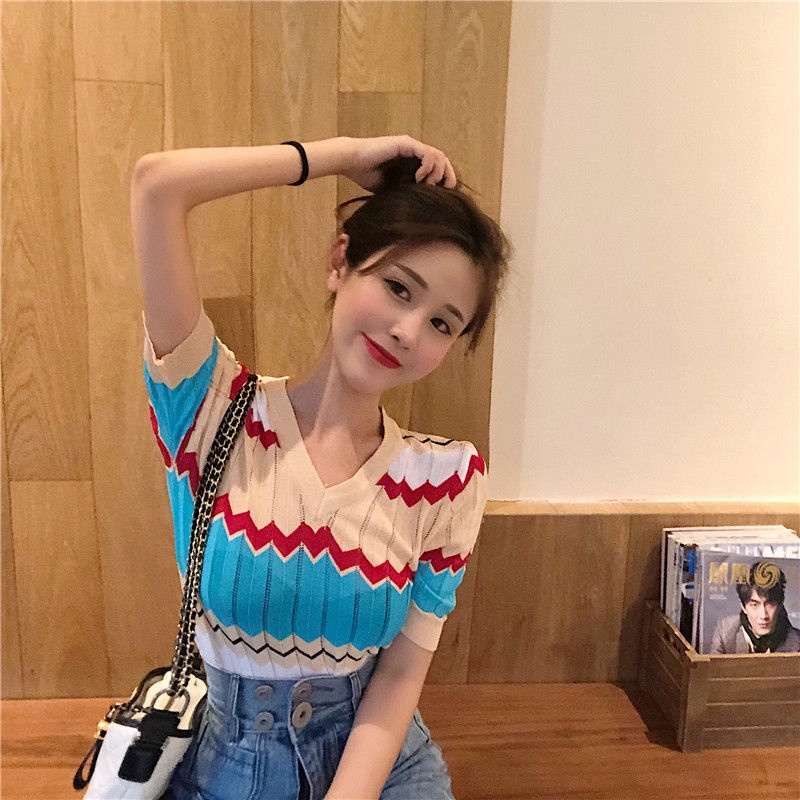 Áo Thun Lụa Lạnh Tay Ngắn Cổ Chữ V Khoét Lỗ Đính Đá Phong Cách Hong Kong Thời Trang Mùa Hè Cho Nữ