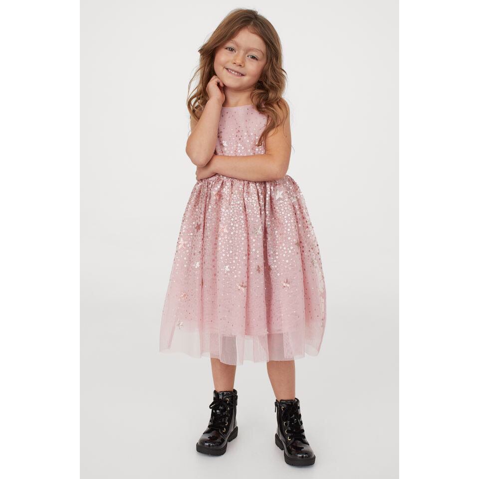 Váy kim sa HM sát nách