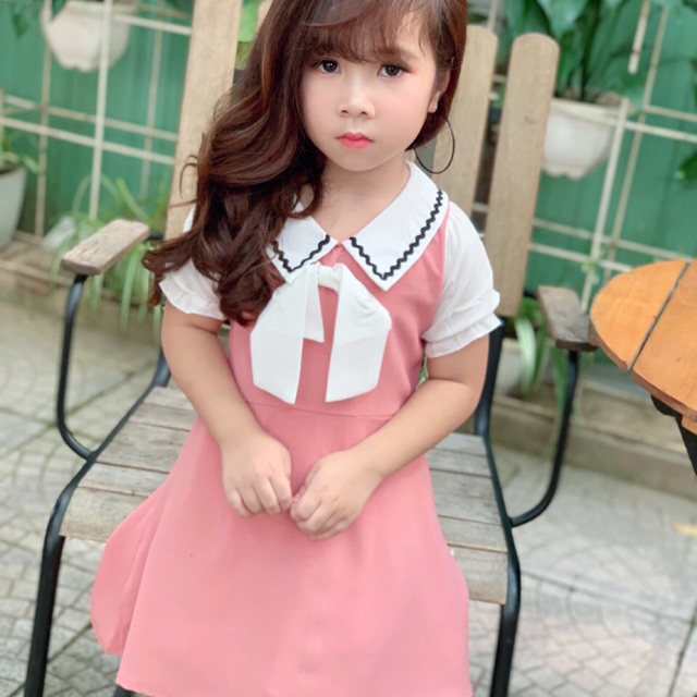 Váy đũi cổ sen nơ