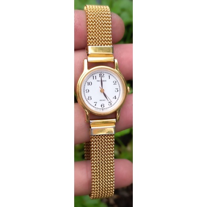 Đồng hồ nữ Seiko