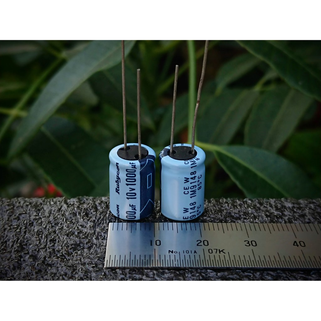 Tụ điện 1000uF 10V Rubycon TWSS Series