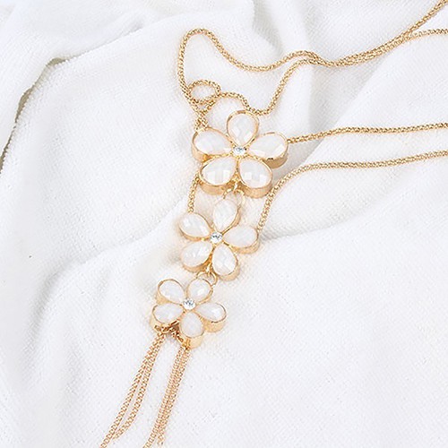 Dây chuyền nhiều tầng mặt hình bông hoa phối tua rua đẹp mắt cho nữ