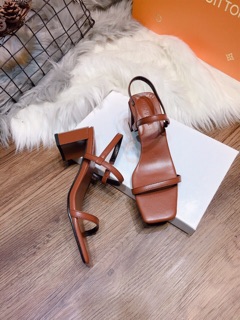 Giày sandal quai mảnh gót vuông