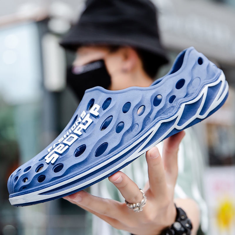 Xăng đan đế mềm chống trượt thiết kế đục lỗ thoáng khí thời trang mùa hè cho nam