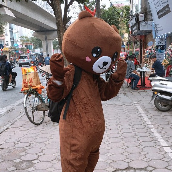 Mascot Gấu Brown giá rẻ nhất Việt Nam đầu to 40cm, mặt không nhái (Tặng áo làm mát) - Ảnh thực tế