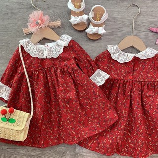 Đầm dạ đỏ đô hoa nhí cổ ren trắng