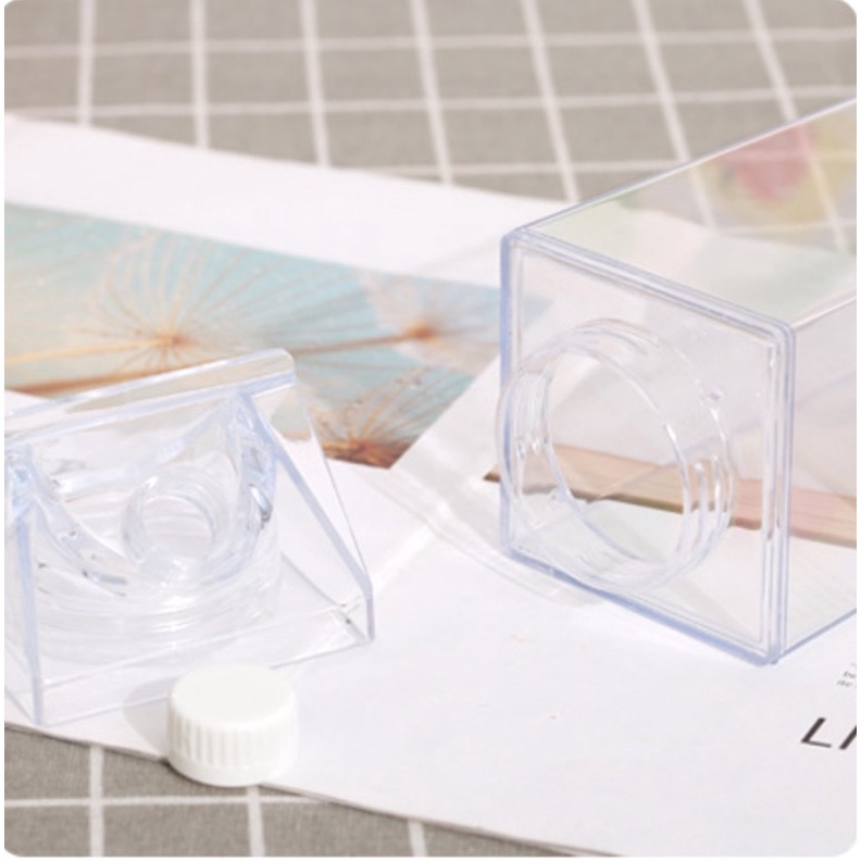 Bình nhựa cứng đựng nước hình dáng hộp sữa - Hard plastic milk bottles